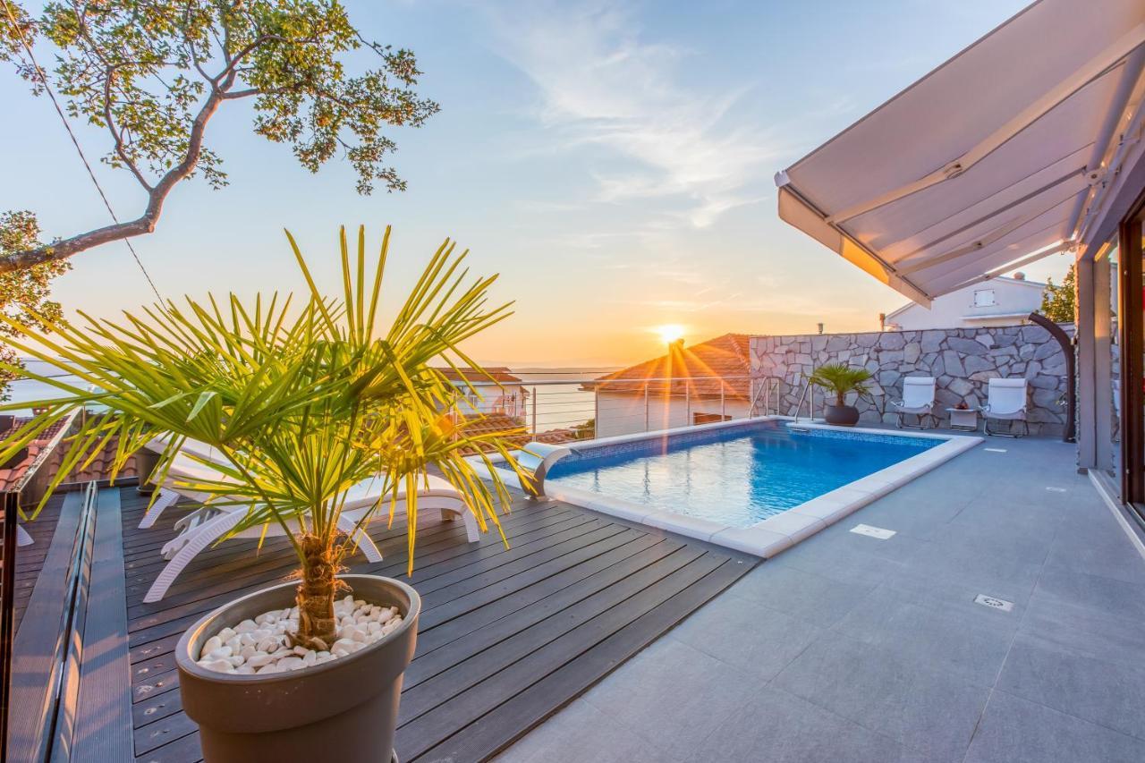 Holiday home Hojka 2 *