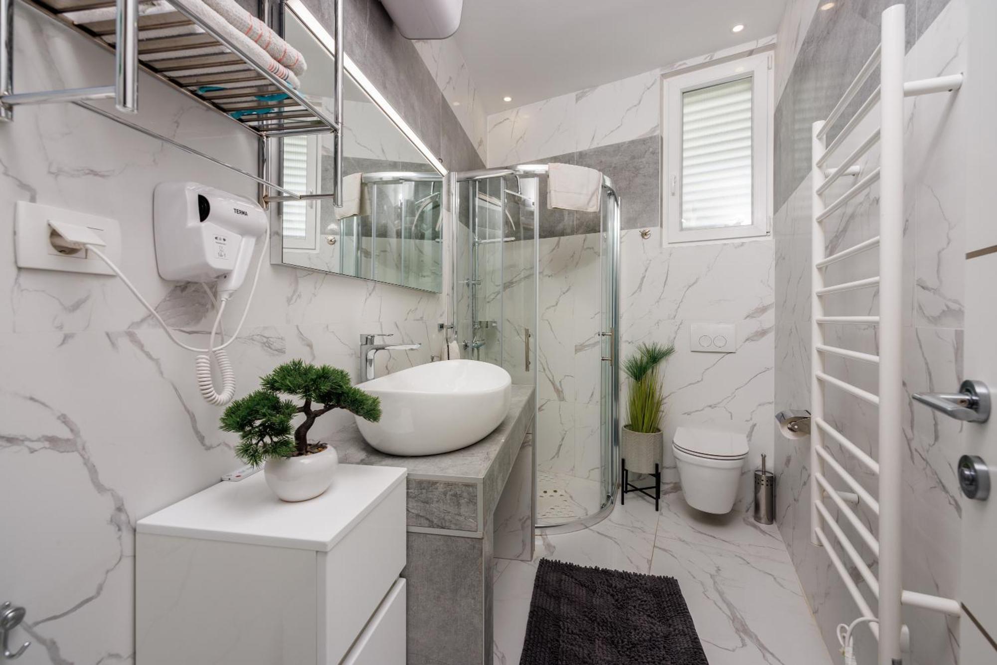 Holiday home Hojka 2 *